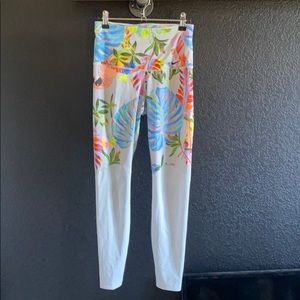 Nike Tropical Leggings